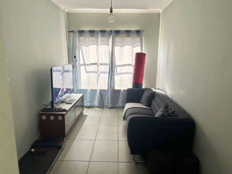 To Let 1 Bedroom Property for Rent in St Dumas Western Cape